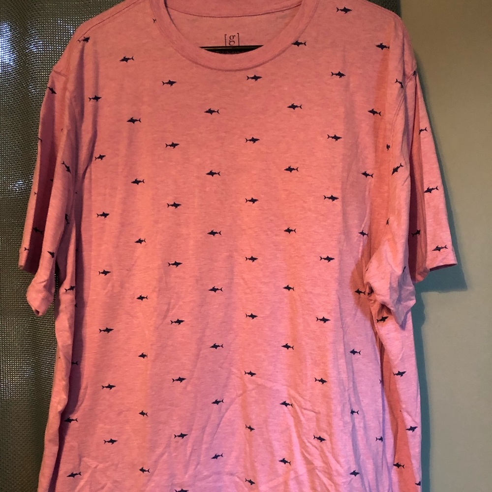 💜Light Purple Tee W/ Navy Sharks🦈